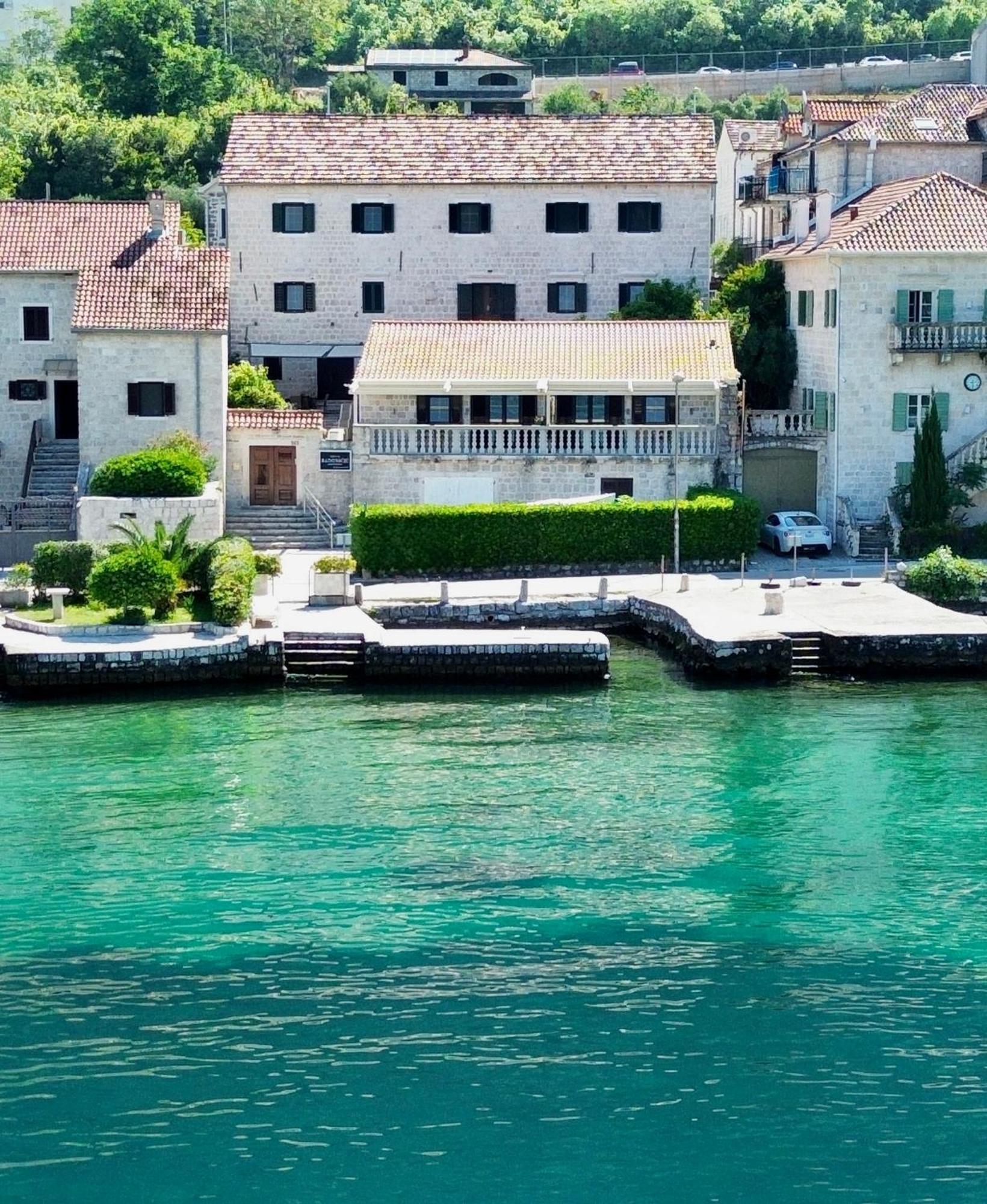Apartments Radonicic Kotor Exteriör bild